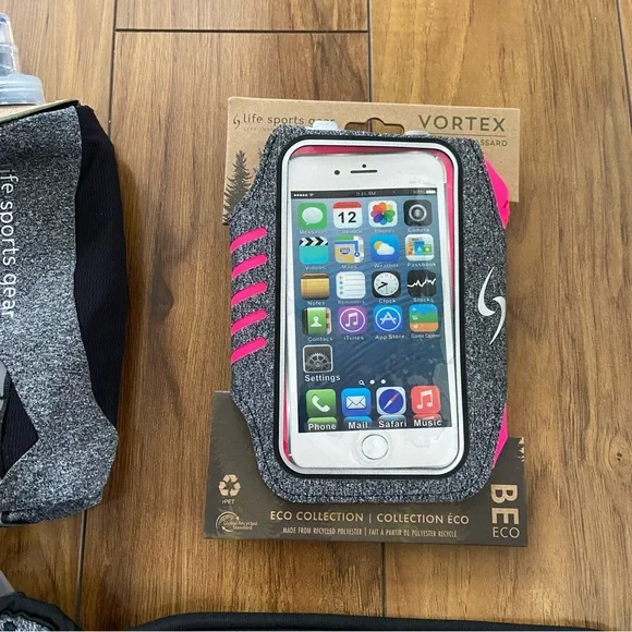 Running kit - Picture 3 of 8